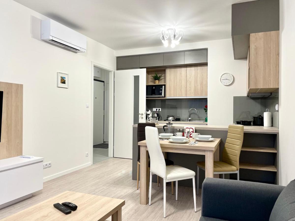 Central Stay Bratislava Eksteriør bilde